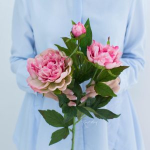 REAL TOUCH Пион шелк с латексом средний (Светло-розовый)