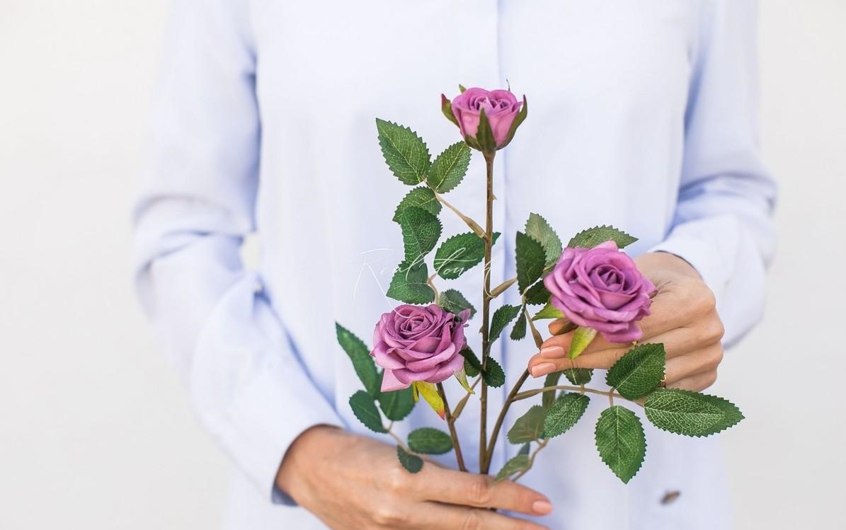 REAL TOUCH Роза кустовая мелкая 2+1 (Лиловый)