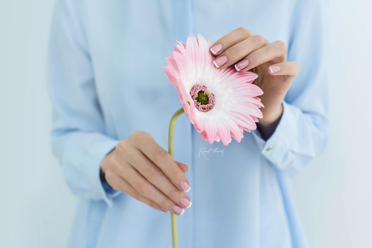 REAL TOUCH Гербера (Розовый)