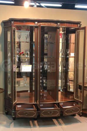 Витрина трехдверная Палермо-11