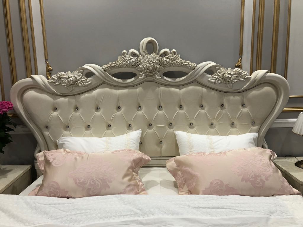 Кровать Афина с мягким изголовьем