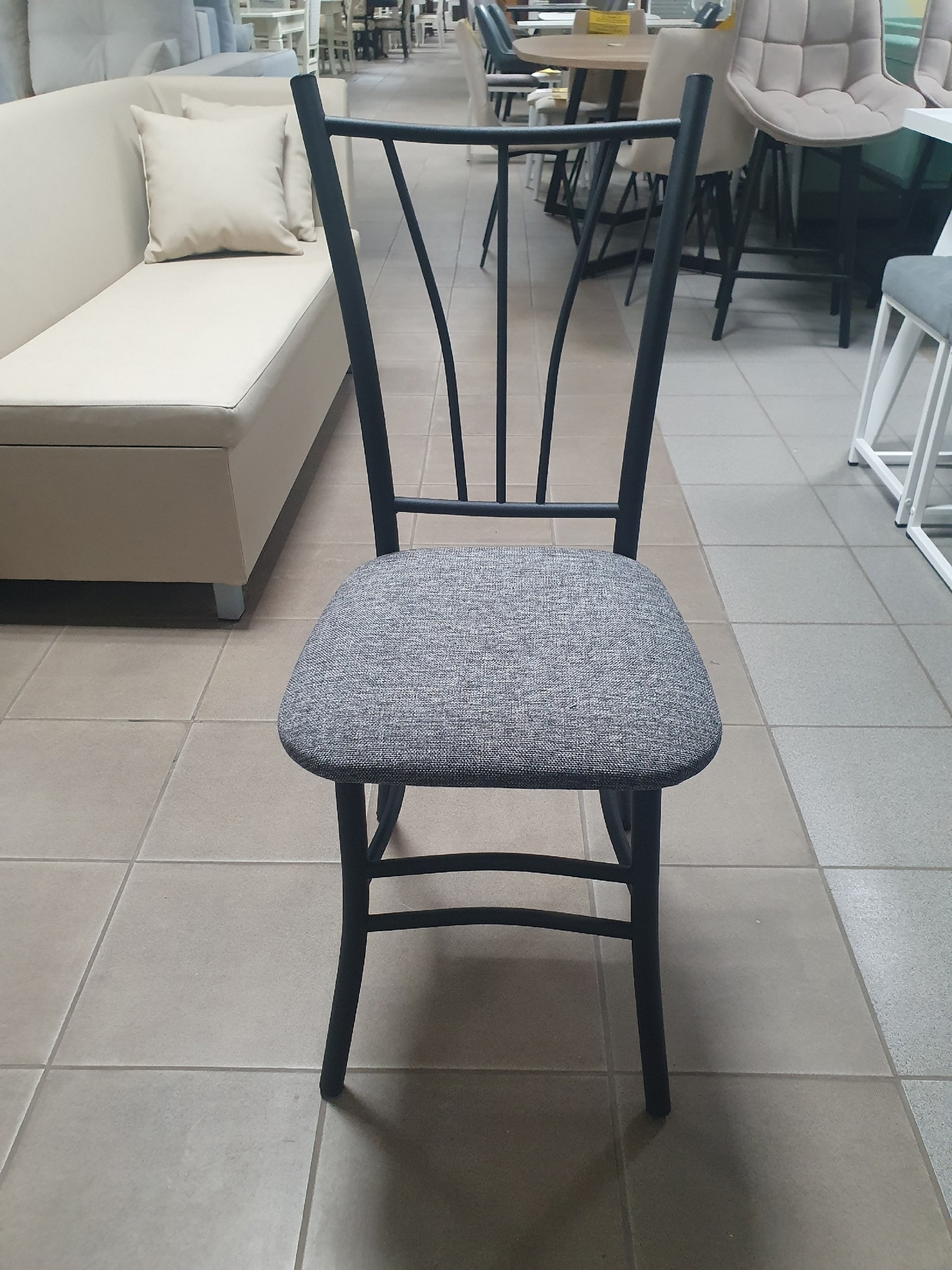 Стул Трилогия (Рогожка серая, черный металл)