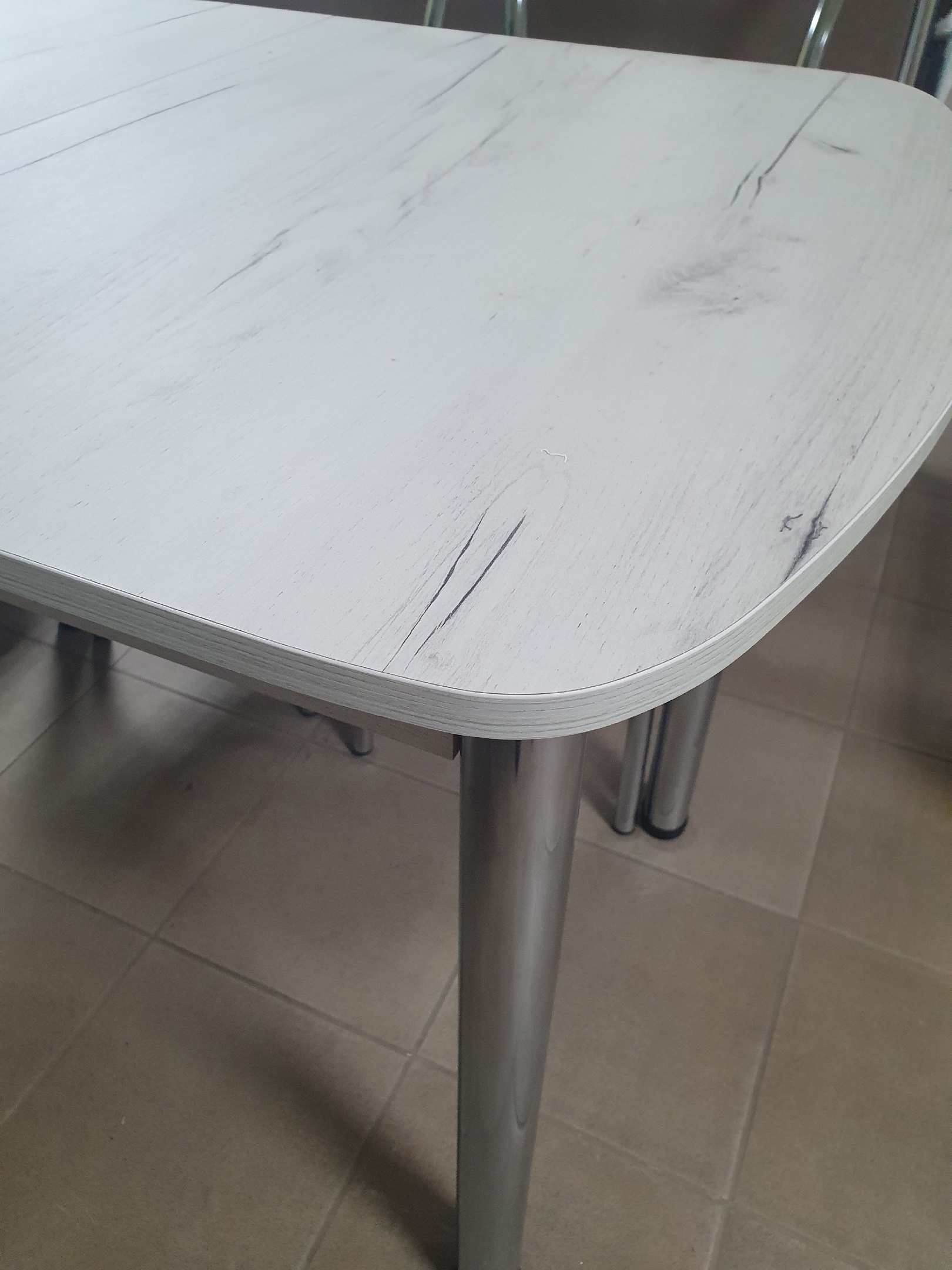 Стол раздвижной ЛДСП 1100/700 (Дуб крафт белый, хром)