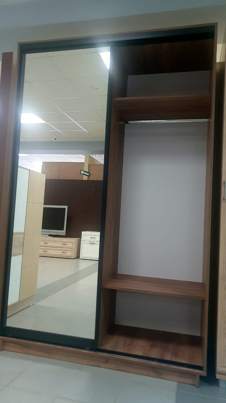 Шкаф-купе 2дв. Экспресс-2 1400 с зеркалом и 2-мя ящиками (Дуб табачный)