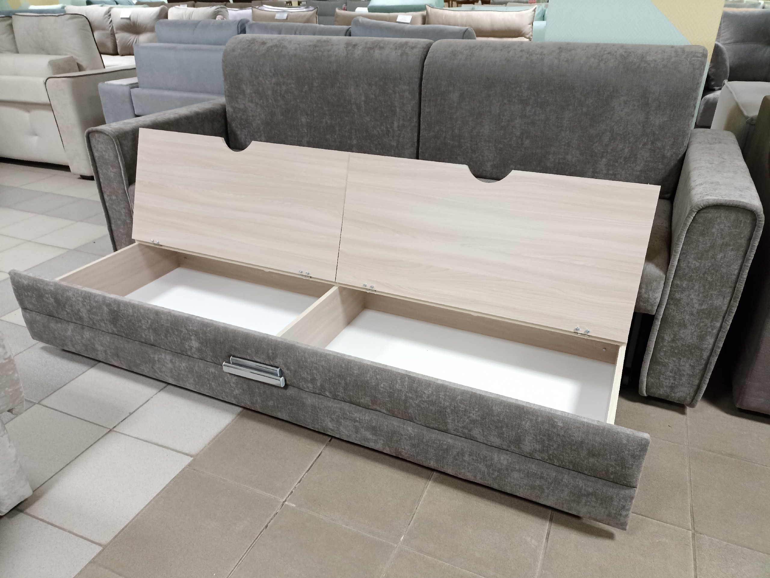 Диван прямой Норма-04 на металлокаркасе (Альфа)