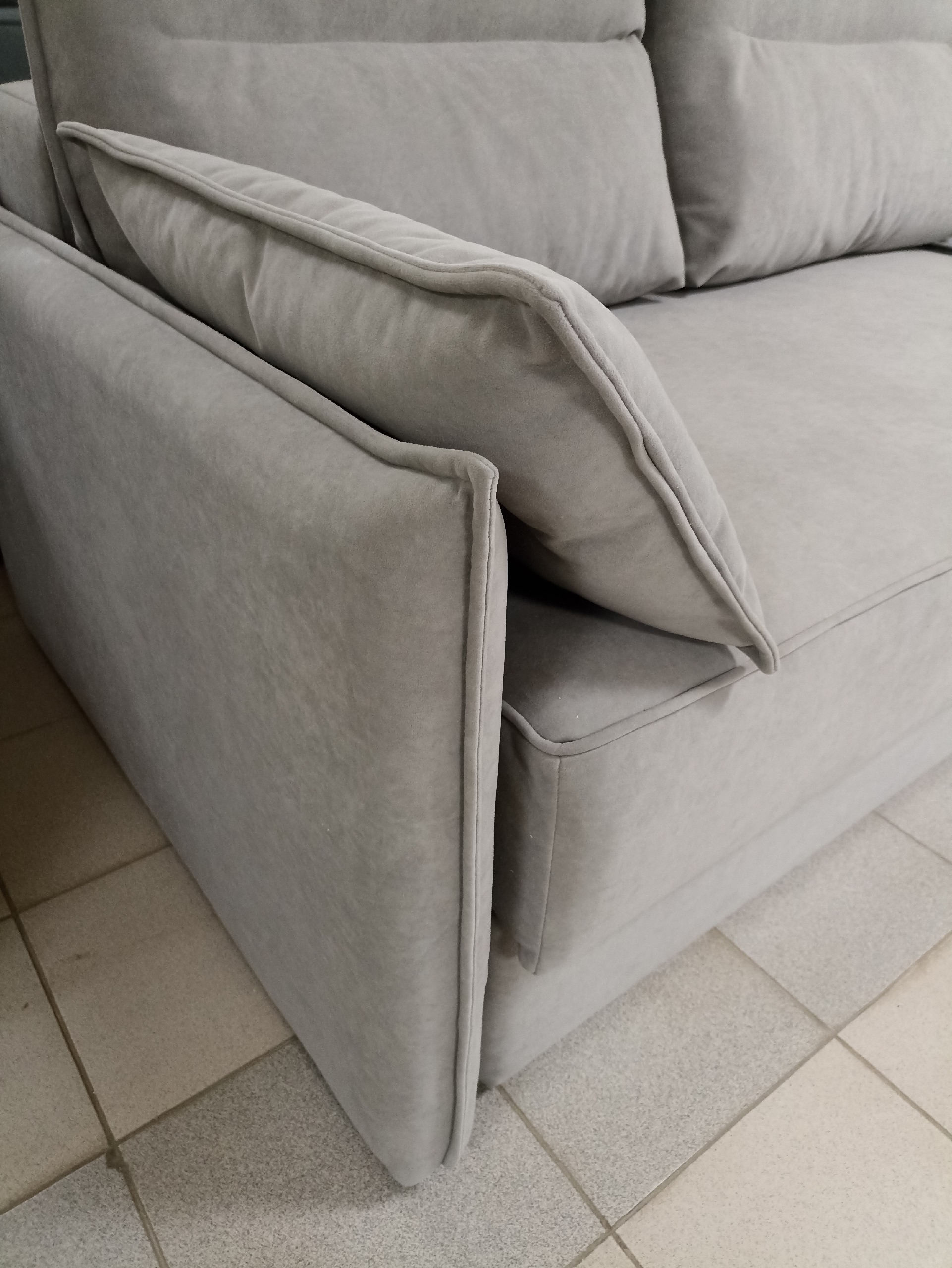 Диван Верона с оттоманкой (НПБ) 1В 2 категория (Beverly grey)