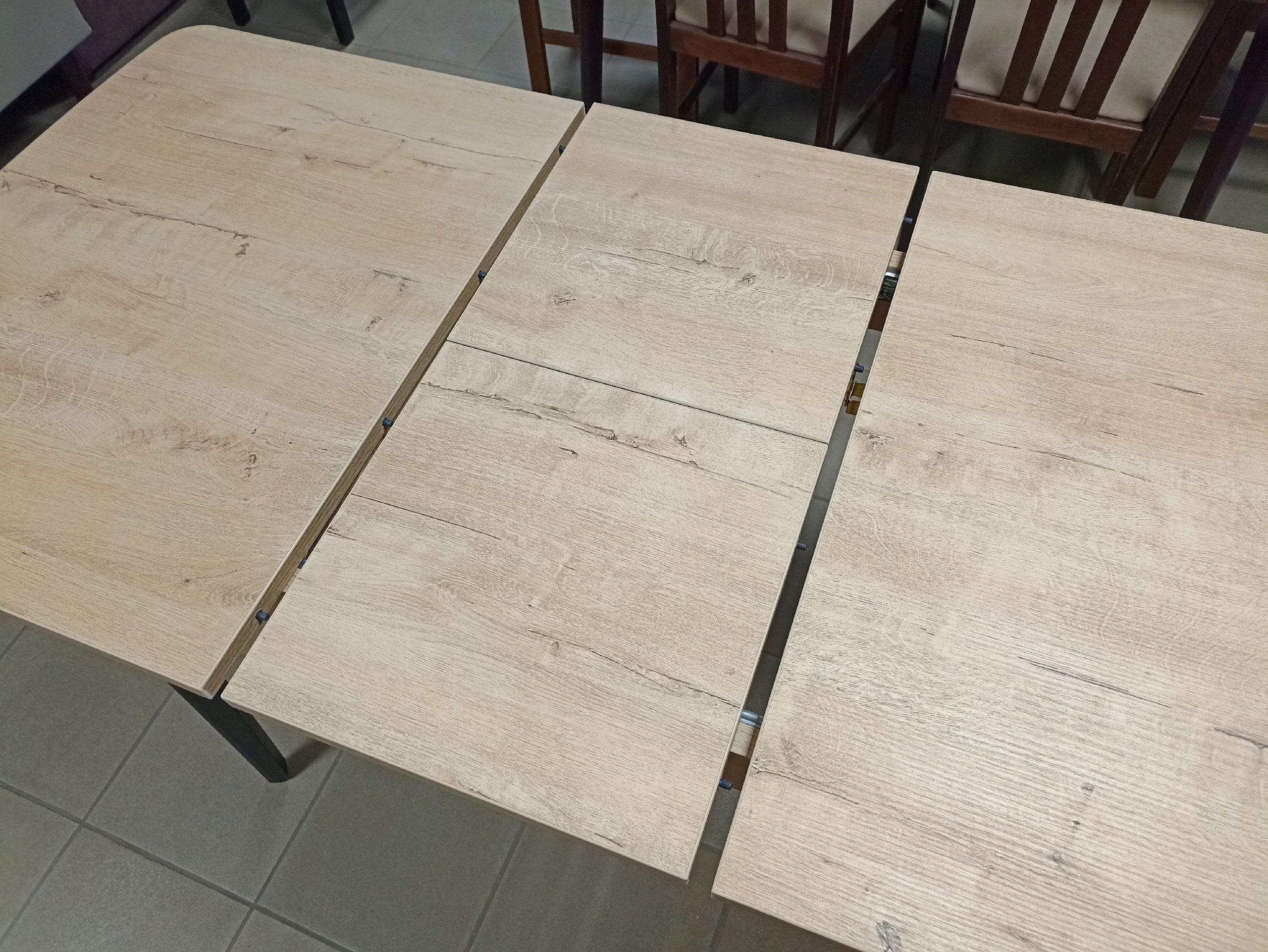 Стол раздвижной Верона (Дуб ирландский, черный)