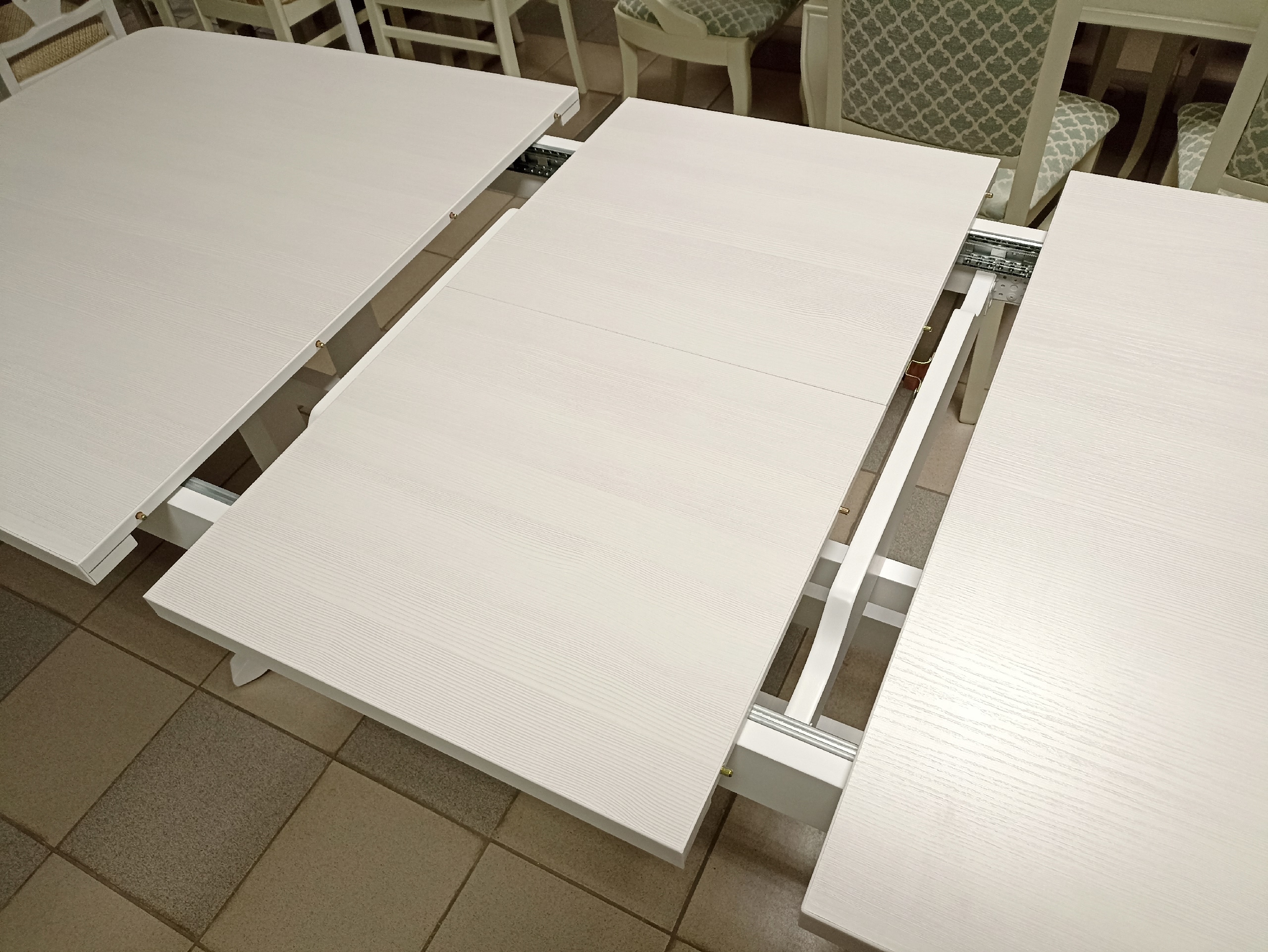 Стол раздвижной Юлия-3 (Рамух белый, белый)