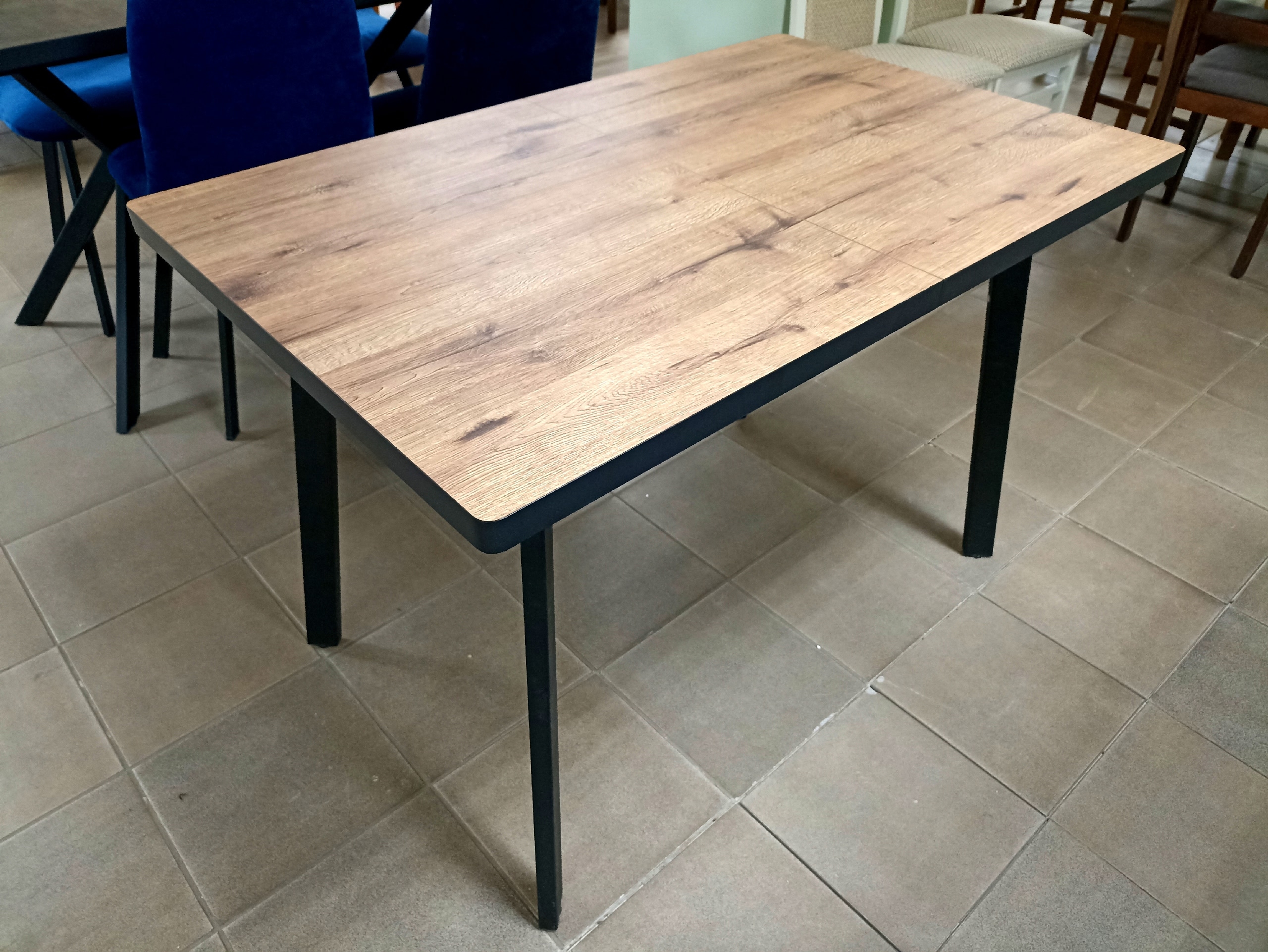 Стол раздвижной Лэнд-R (Веллингтон/Черный)